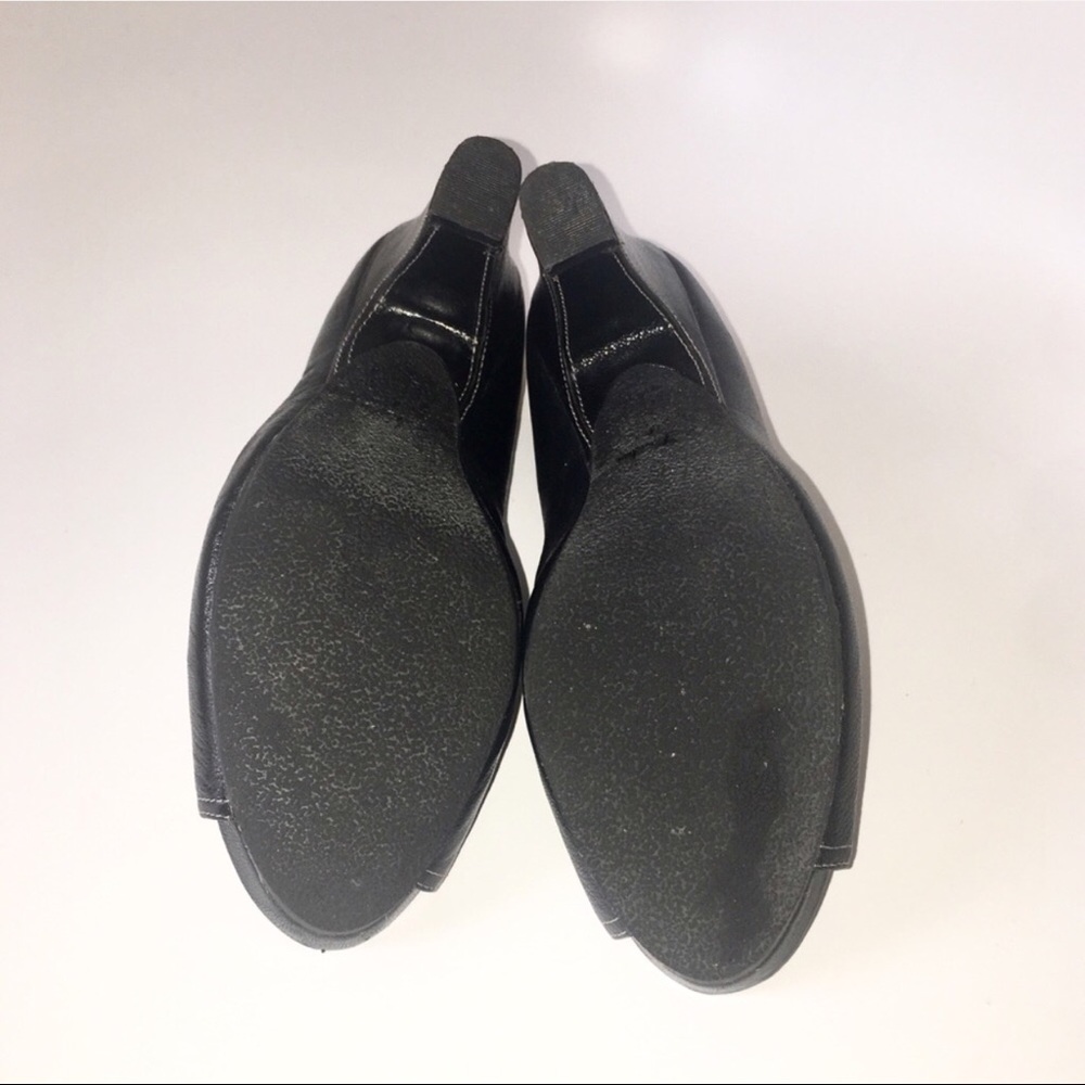 ❗️Moving SALE FINAL❗️ Gorgeous Leather Peep Toes - Picture 4 of 8